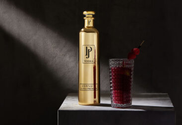 fotografía de botellas